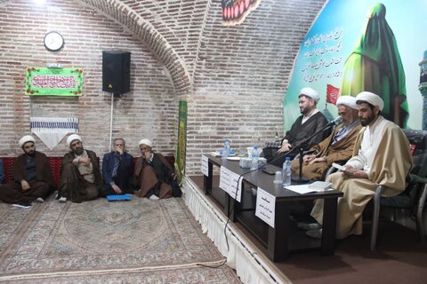 تصاویر / برگزاری کرسی های آزاد اندیشی در مدرسه علمیه سردارین قزوین