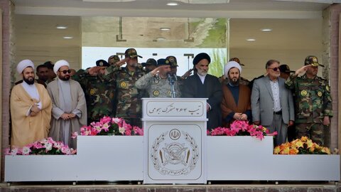 تصاویر/  صبحگاه مشترک نیروهای مسلح در میدان صبحگاه تیپ ۲۶۴ متحرک هجومی شهید عبدی سلماس