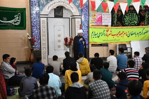 تصاویر/ حضور امام جمعه خوی در جمع دانش آموزان