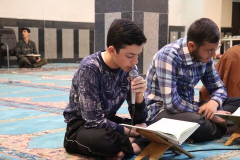 تصاویر/ تلاوت قرآن کریم در مدرسه علمیه امام خامنه ای ارومیه