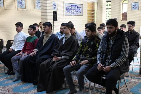 تصاویر/ دیدار مدیر حوزه علمیه آذربایجان‌غربی با اساتید و طلاب مدرسه علمیه تکاب