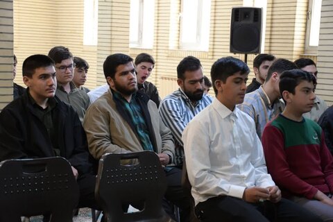 تصاویر/ دیدار مدیر حوزه علمیه آذربایجان‌غربی با اساتید و طلاب مدرسه علمیه تکاب