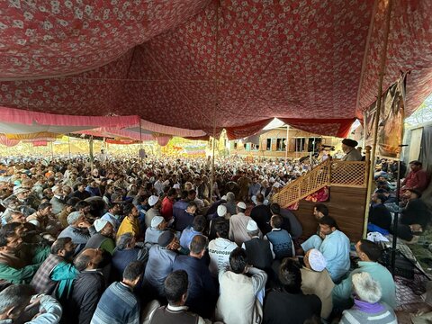 انجمنِ شرعی شیعیانِ جموں وکشمیر کے تحت شہادتِ امام صادق علیہ السّلام کی مناسبت سے عظیم الشان مجلسِ عزاء منعقد
