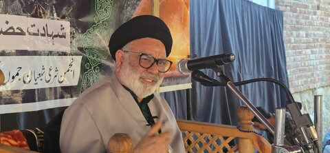 انجمنِ شرعی شیعیانِ جموں وکشمیر کے تحت شہادتِ امام صادق علیہ السّلام کی مناسبت سے عظیم الشان مجلسِ عزاء منعقد