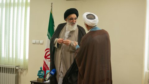 تصاویر| محفل شعرخوانی شاعران آیینی استان البرز