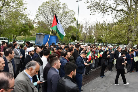 تصاویر/ تجمع دانشجویان تبریزی در حمایت از مردم غزه