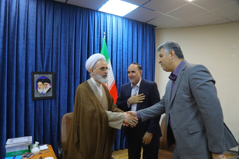 تصاویر / دیدار نایب رئیس هیئت مدیره مخابرات ایران با آیت الله اعرافی