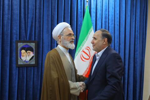 تصاویر / دیدار نایب رئیس هیئت مدیره مخابرات ایران با آیت الله اعرافی