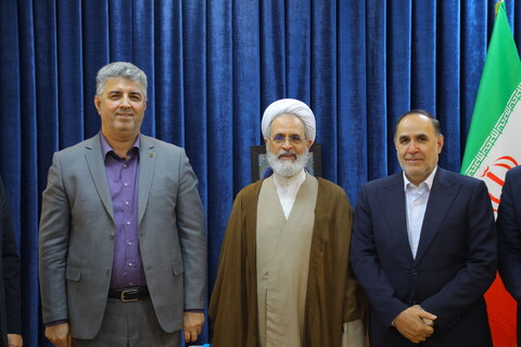 تصاویر / دیدار نایب رئیس هیئت مدیره مخابرات ایران با آیت الله اعرافی