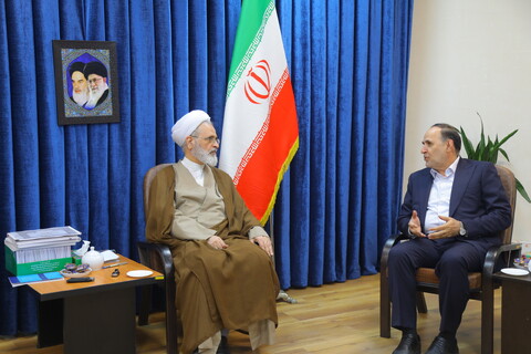تصاویر / دیدار نایب رئیس هیئت مدیره مخابرات ایران با آیت الله اعرافی