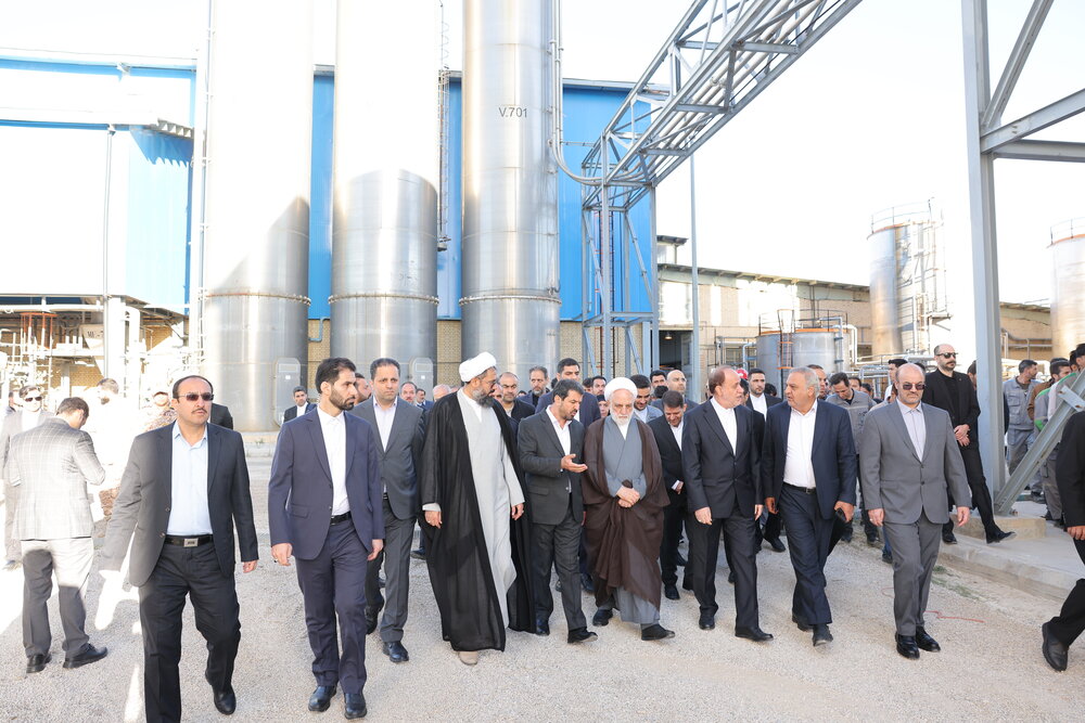 تصاویر / بازدید رئیس قوه قضاییه از کارخانه «صنایع پتروشیمی هگمتانه»