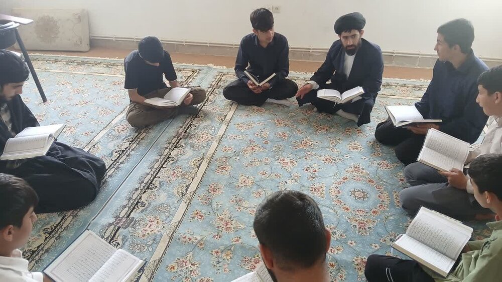 قرآن پنگاه امن الهی برای انسان است