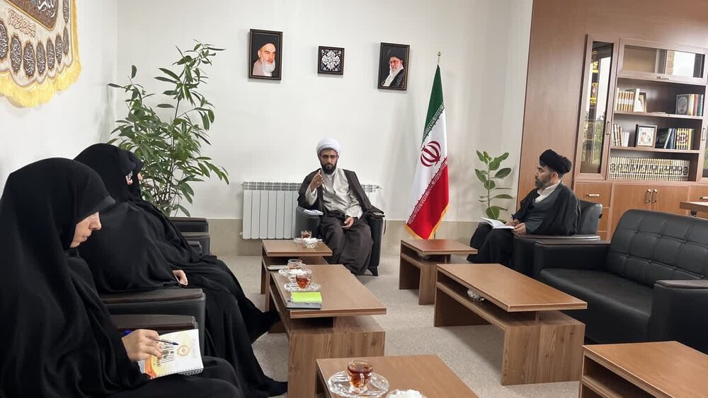 دیدار مدیران حوزه علمیه برادران و خواهران استان گلستان+عکس