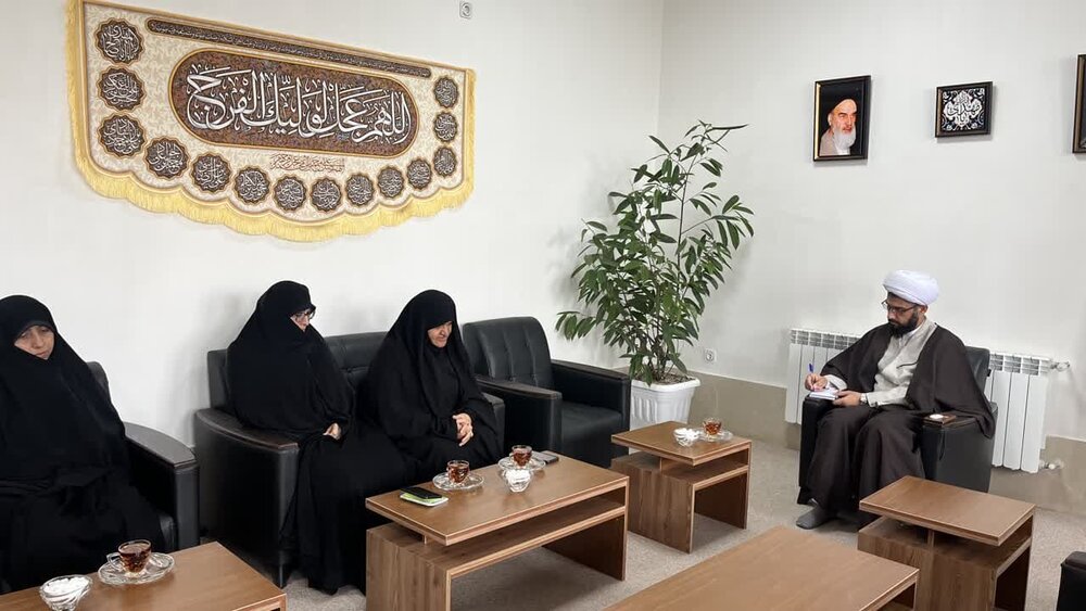 دیدار مدیران حوزه علمیه برادران و خواهران استان گلستان+عکس