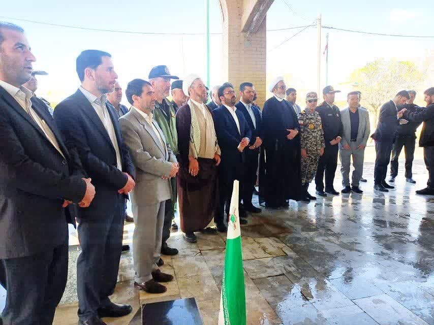 پای هر کرسی مسئولی، خون پاک بیش از ۷۰ شهید گرانقدر ریخته شده است