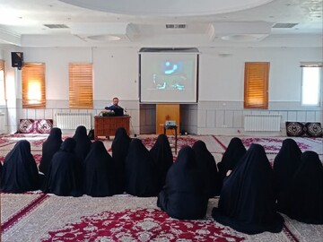 برگزاری نشست بصیرتی و جهاد تبیین با موضوع سبک زندگی اسلامی و محوریت شعار سال