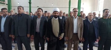 تصاویر/ آیین خون صلح بین خانواده های نورآباد با حضور امام جمعه شهرستان