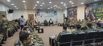 مذاکره به تنهایی راه‌گشای مسائل کشور نخواهد بود+عکس