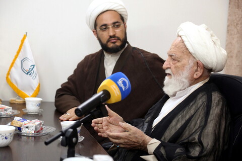 تصاویر/ بازدید آیت الله مسعودی خمینی از مرکز رسانه و فضای مجازی حوزه های علمیه