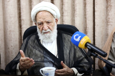 تصاویر/ بازدید آیت الله مسعودی خمینی از مرکز رسانه و فضای مجازی حوزه های علمیه