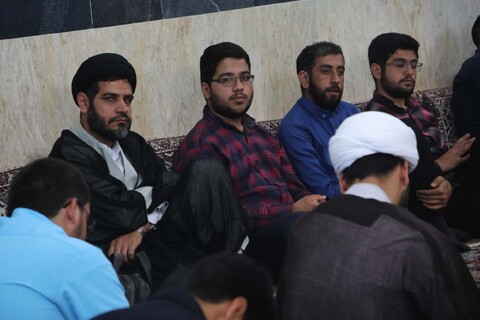 تجلیل و تقدیر از حائزین رتبه در فراخوان پژوهشی، المپیاد کشوری و فعالان فرهنگی حوزه علمیه بیرجند