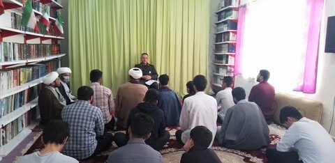 برگزاری جلسه بصیرتی در مدرسه علمیه جوادالائمه شهرستان آبدانان