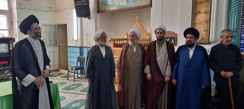 تصاویر/ درس اخلاق ججت‌الاسلام والمسلمین حسینی در مدرسه علمیه آیت‌‎الله مدنی کاشانی(ره)