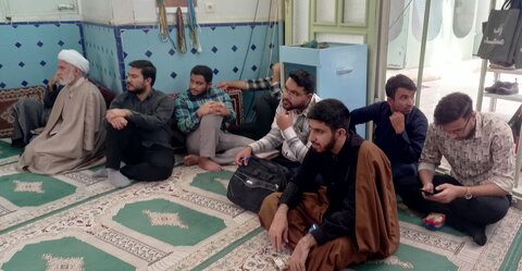 تصاویر/ درس اخلاق ججت‌الاسلام والمسلمین حسینی در مدرسه علمیه آیت‌‎الله مدنی کاشانی(ره)