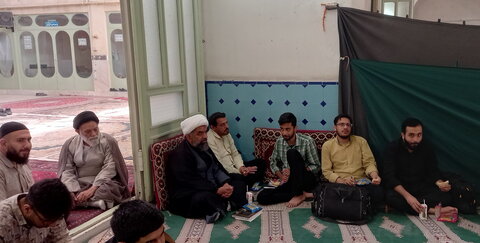 تصاویر/ درس اخلاق ججت‌الاسلام والمسلمین حسینی در مدرسه علمیه آیت‌‎الله مدنی کاشانی(ره)