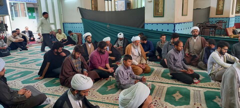 تصاویر/ درس اخلاق ججت‌الاسلام والمسلمین حسینی در مدرسه علمیه آیت‌‎الله مدنی کاشانی(ره)