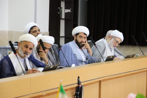 تصاویر|تجلیل از برگزار کنندگان جشنواره مدرسه ایی علامه حلی(ره) استان اصفهان