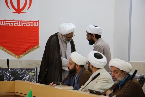 تصاویر|تجلیل از برگزار کنندگان جشنواره مدرسه ایی علامه حلی(ره) استان اصفهان