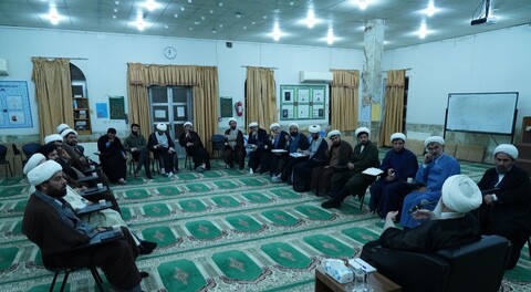 تصاویر/ دیدار اساتید مدرسه علمیه بوشهر با امام جمعه