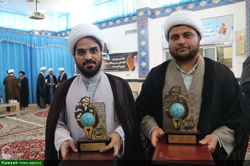 تقدیر از طلاب برتر در حوزه علمیه بیرجند در عرصه‌های پژوهشی، علمی و فرهنگی