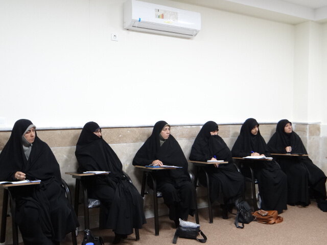 تجلیل از برترینهای پژوهشی گلستان