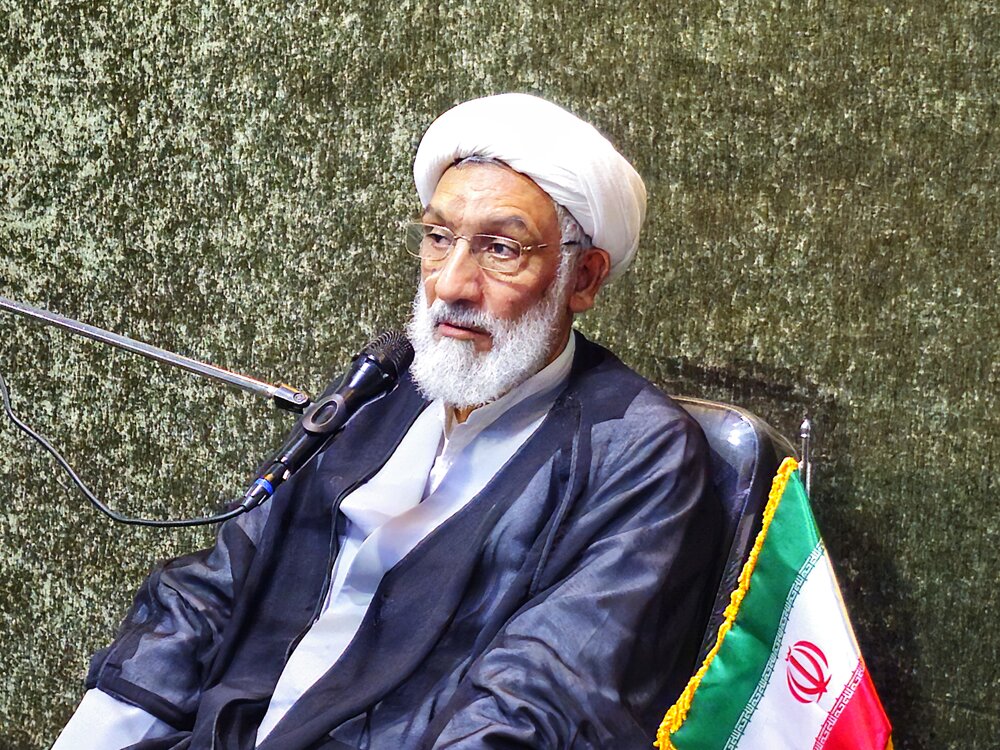 آمریکا مانند لات محله است که می‌خواهد با زور خواسته خود را تحمیل کند