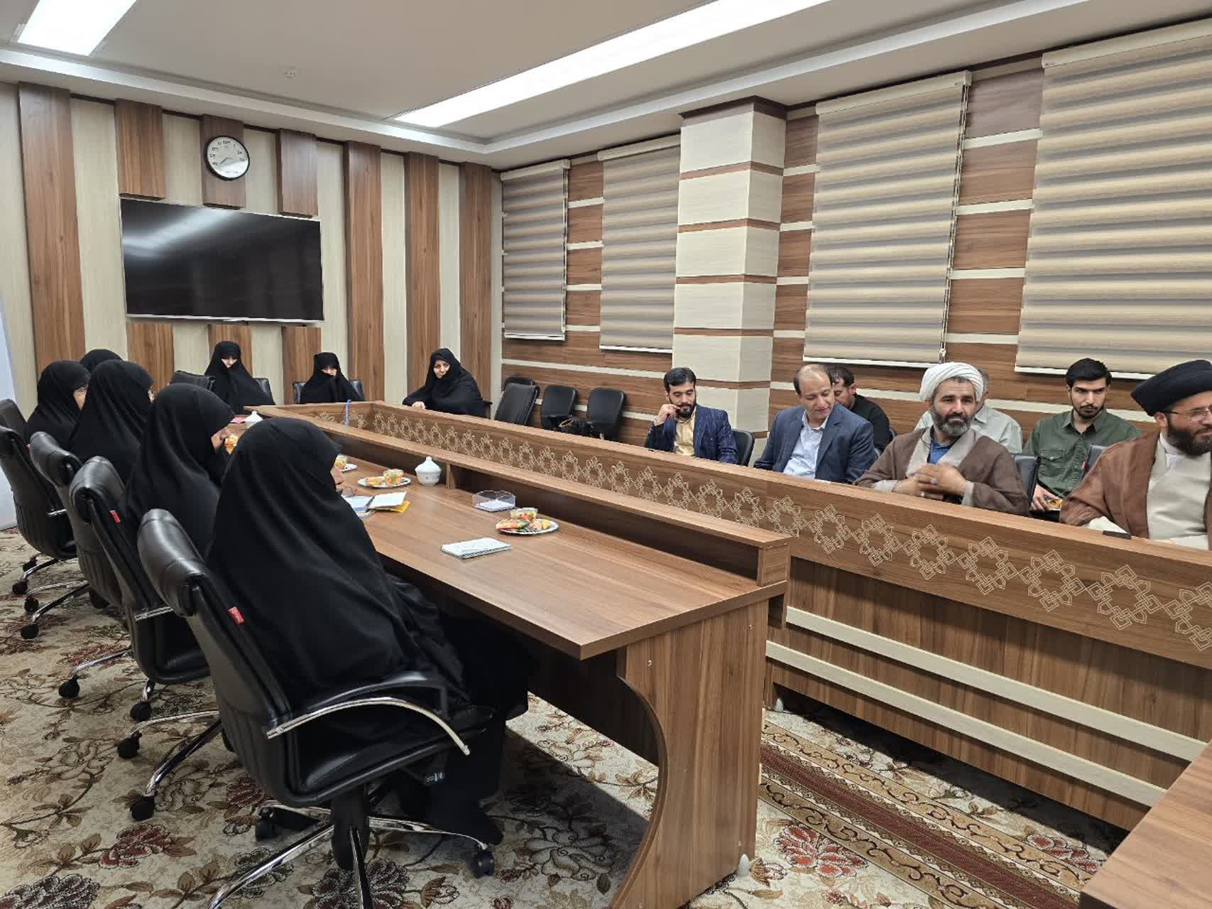 بازدید مدیر حوزه‌های علمیه خواهران کشور از یزد/ تأکید بر حفظ دستاوردها و توسعه فعالیت‌ها