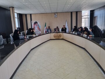 محفل شهدایی ویژه دانش‌آموزان دختر در آشتیان برگزار می‌شود