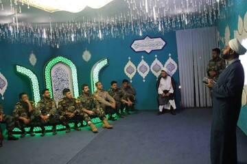 دانشجویان دوره عالی پرواز ارتش از نمایشگاه «والشمس» بازدید کردند + عکس