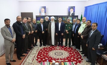 هر چه فرهنگ ایثار و شهادت را پررنگ کنیم به نفع پیشرفت و امنیت عمل کرده‌ایم