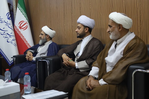 تصاویر/دیدار مدیر حوزه علمیه با مدیرکل آموزش و پرورش هرمزگان