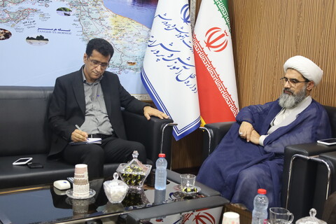 تصاویر/دیدار مدیر حوزه علمیه با مدیرکل آموزش و پرورش هرمزگان