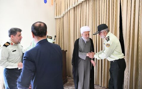 تصاویر| دیدار سردار رادان با نماینده ولی فقیه در فارس