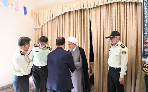 تصاویر| دیدار سردار رادان با نماینده ولی فقیه در فارس