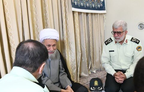 تصاویر| دیدار سردار رادان با نماینده ولی فقیه در فارس