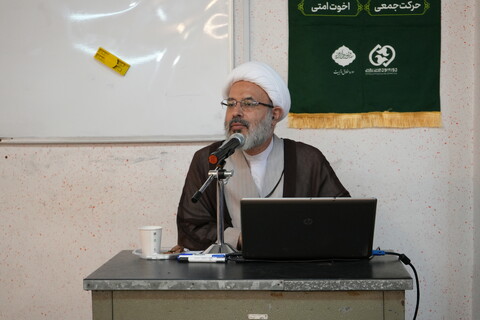 تصاویر / تکمیل ظرفیت سومین دوره پودمانی تعالی اساتید و مدیران حوزه‌های علمیه کشور