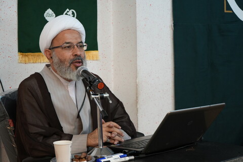 تصاویر / تکمیل ظرفیت سومین دوره پودمانی تعالی اساتید و مدیران حوزه‌های علمیه کشور