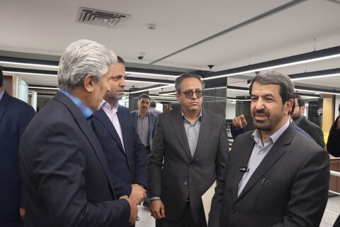 تصاویر / بازدید سرزده استاندار همدان از بانک ملی
