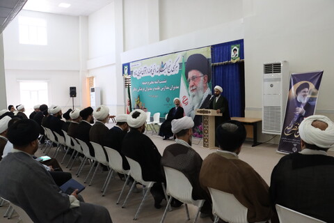 نشست ائمه جمعه، مدیران مدارس علمیه و معاونین فرهنگی دفاتر خوزستان