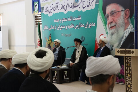 نشست ائمه جمعه، مدیران مدارس علمیه و معاونین فرهنگی دفاتر خوزستان